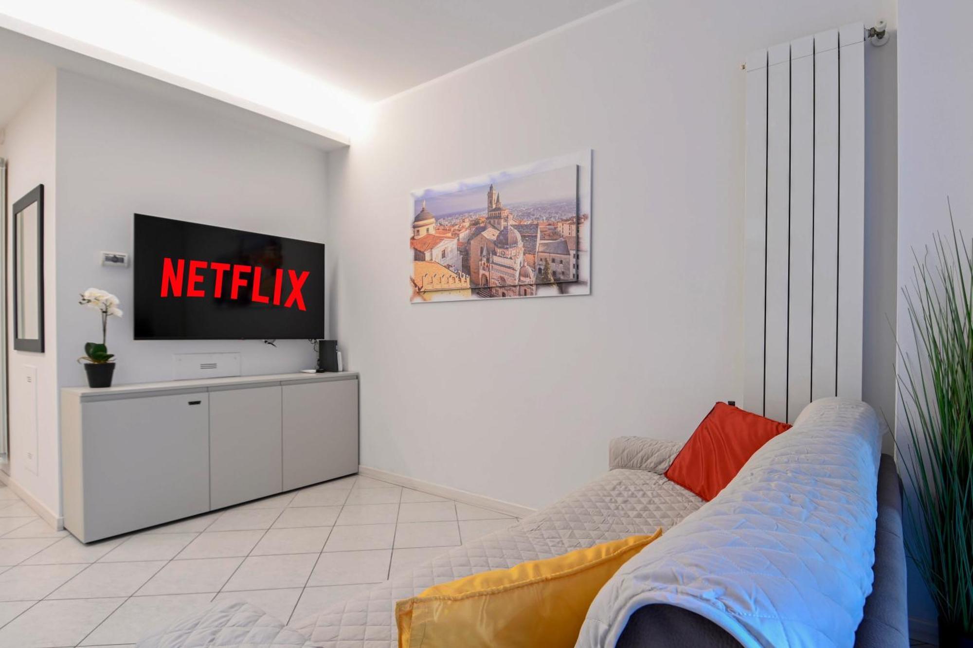 Ferienwohnung Bilocale Chic, 10 Min Aeroporto Milano-Bergamo, Box Auto E Aria Condizionata Seriate Exterior foto
