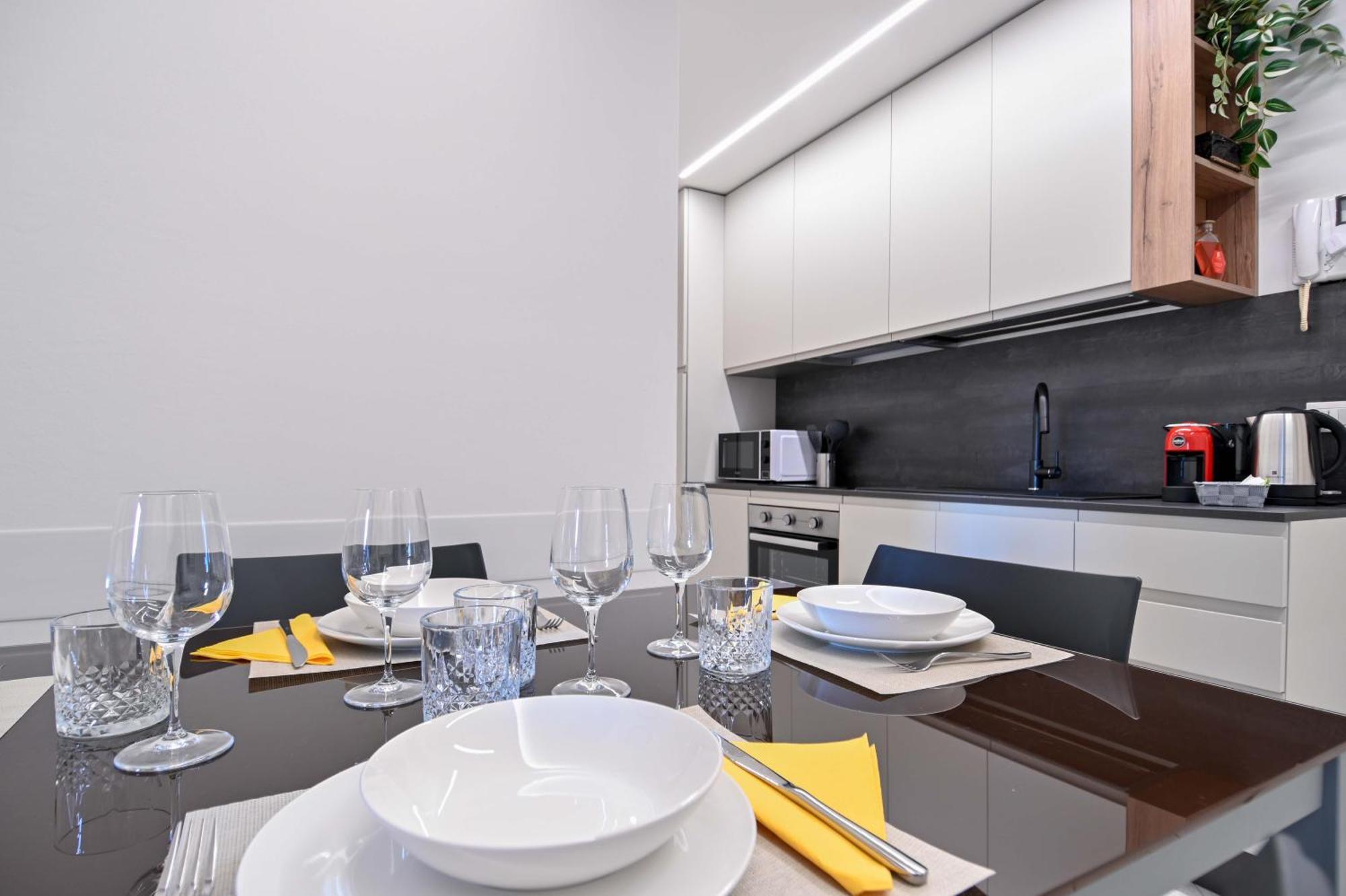 Ferienwohnung Bilocale Chic, 10 Min Aeroporto Milano-Bergamo, Box Auto E Aria Condizionata Seriate Exterior foto